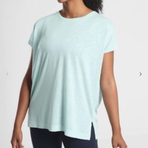 Athleta Sz M Gentle Blue Scoop Neck Short Sleeve
T-shirt Relaxed fit Breathable